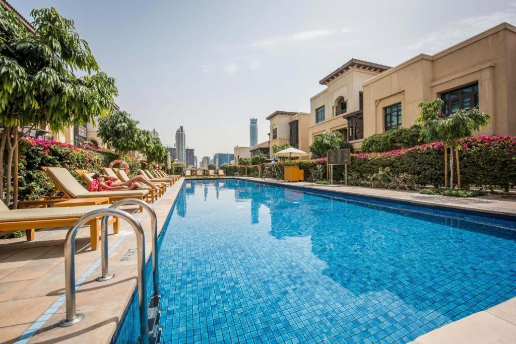 Bnbmehomes - Traditional Meets Modern In Downtown - 5041 Dubai Exterior photo